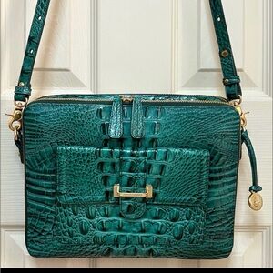 Luxurious Emerald Green Alligator Embossed Crossbody Bag